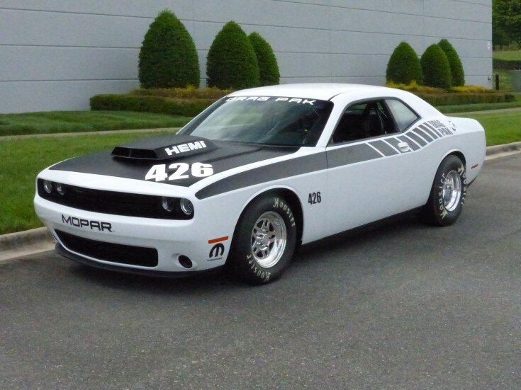 Thumbnail Photo undefined for 2015 Dodge Challenger